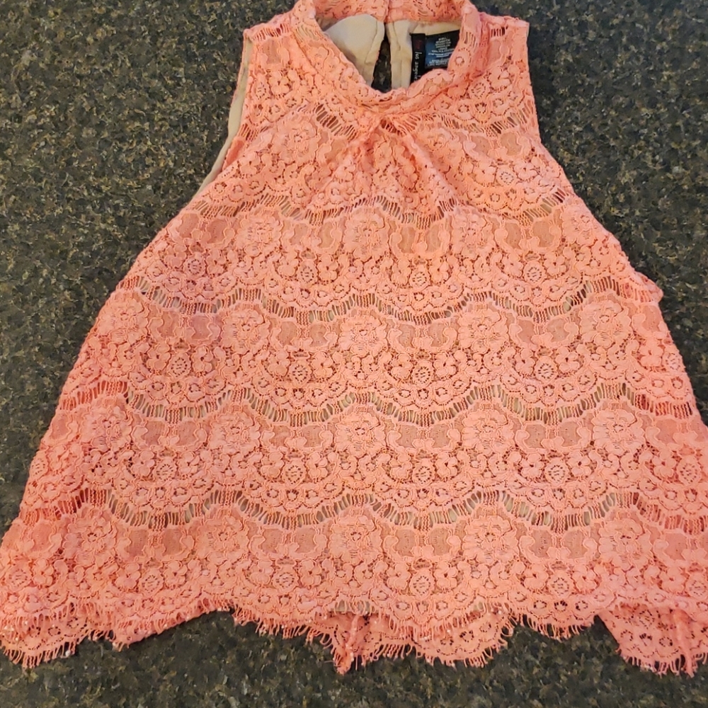 Coral/pink floral top